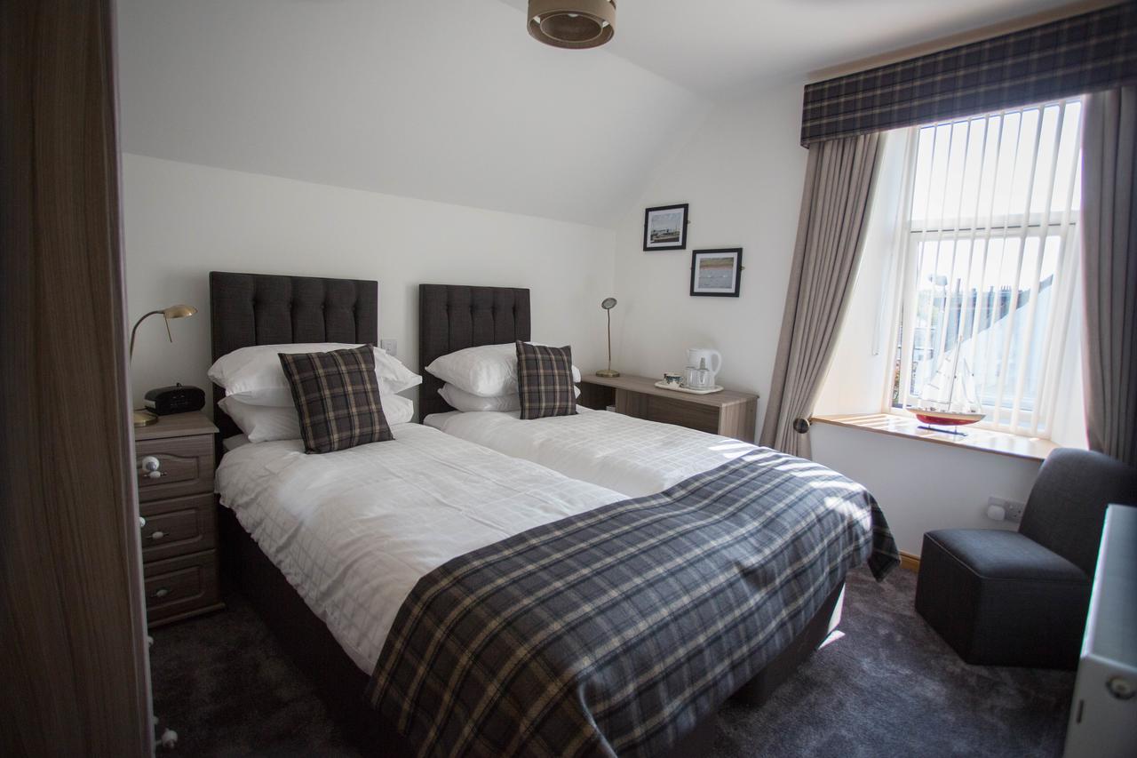 By The Bay Bed & Breakfast Cruden Bay Exterior photo