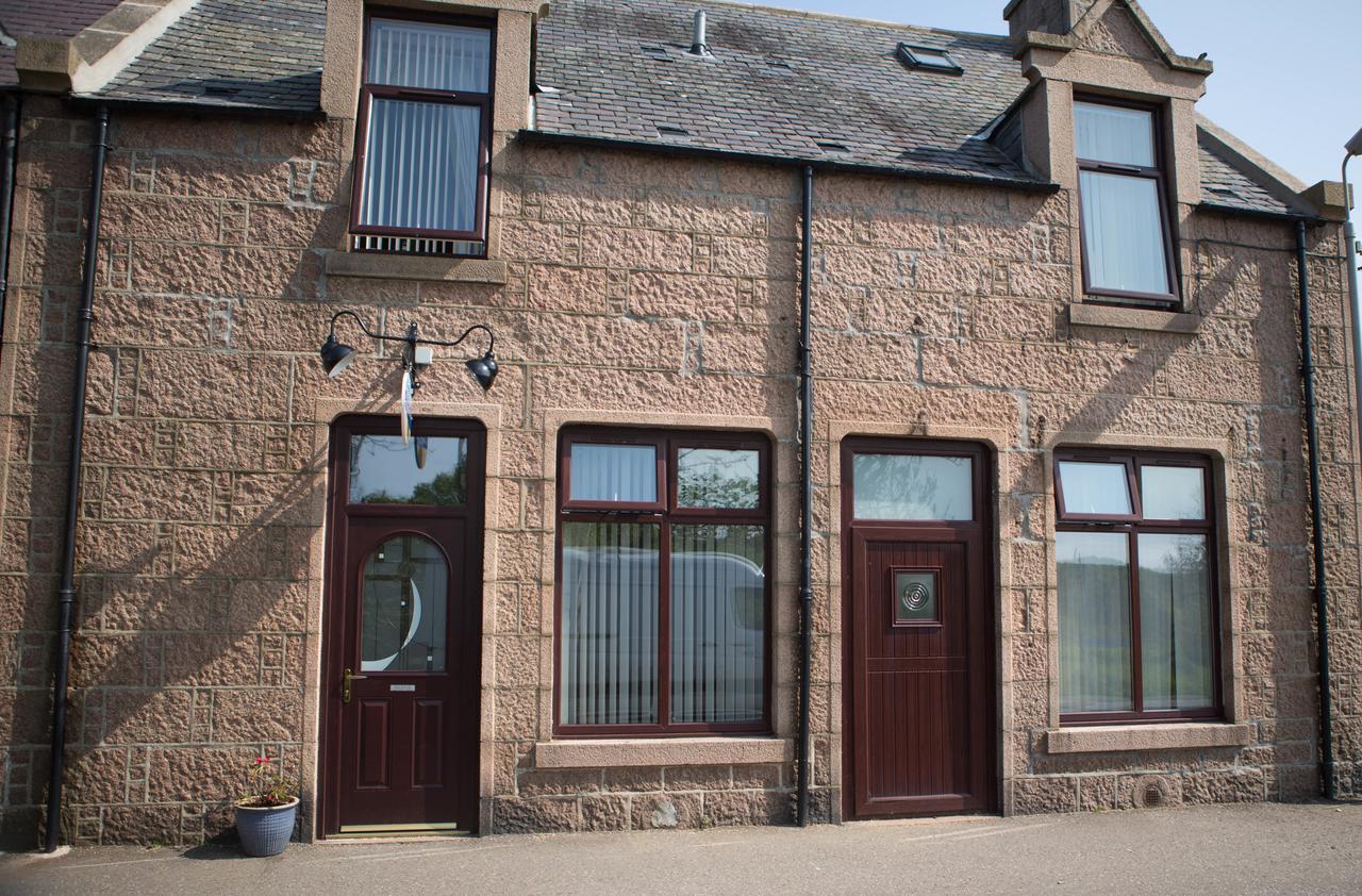 By The Bay Bed & Breakfast Cruden Bay Exterior photo